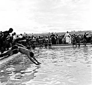 ประวัติความเป็นมาของกีฬาว่ายน้ำในแอฟริกาใต้: จากทักษะเอาชีวิตรอดสู่เวทีโอลิมปิกโลก